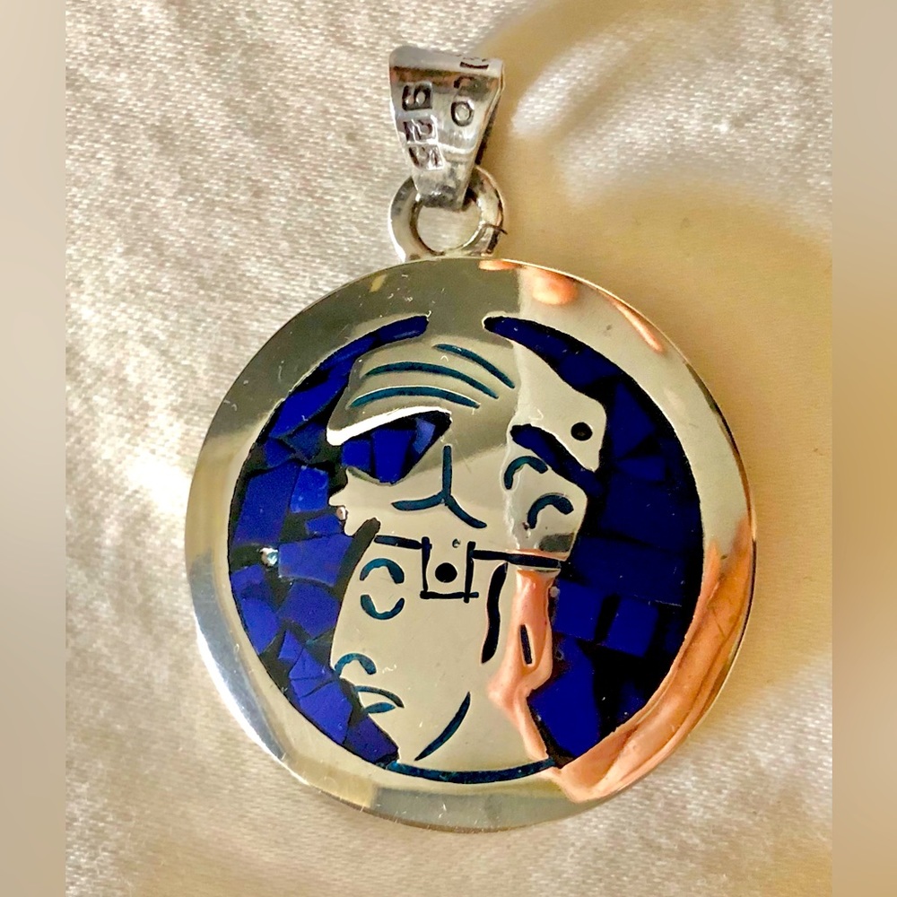 💢 SOLD💢 VINTAGE STERLING SILVER + LAPIS LAZULI INLAY PENDANT 💢 SOLD💢